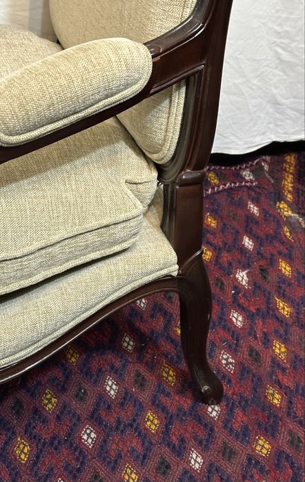 Cadeirao estilo Berger” em estado de novo