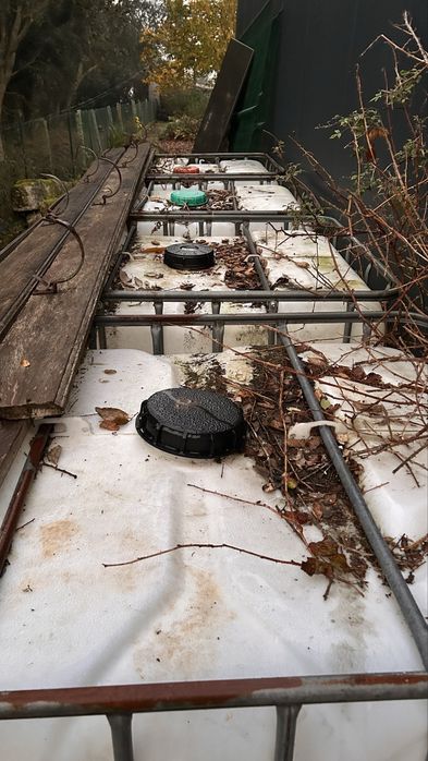 Depósitos de Água 1000 Litros – Em Excelente Estado