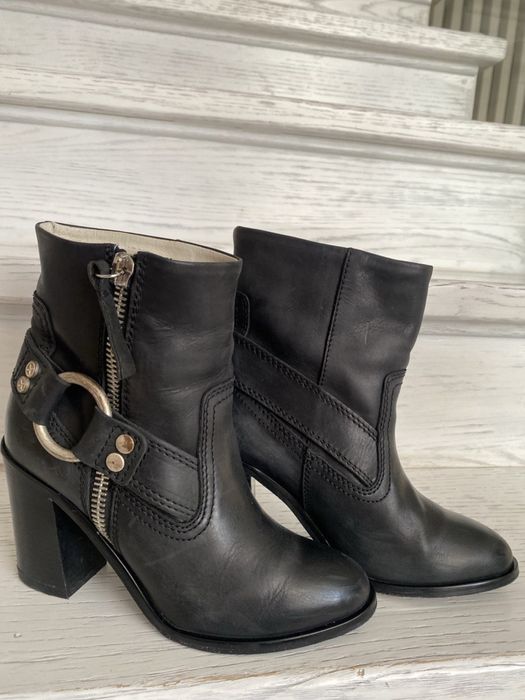 Ботильйони DIESEL