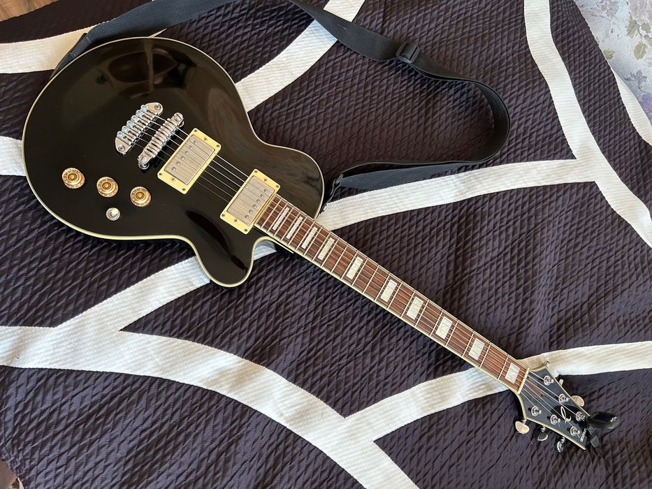 Електрогітара Ibanez ARC100-BK stsndard