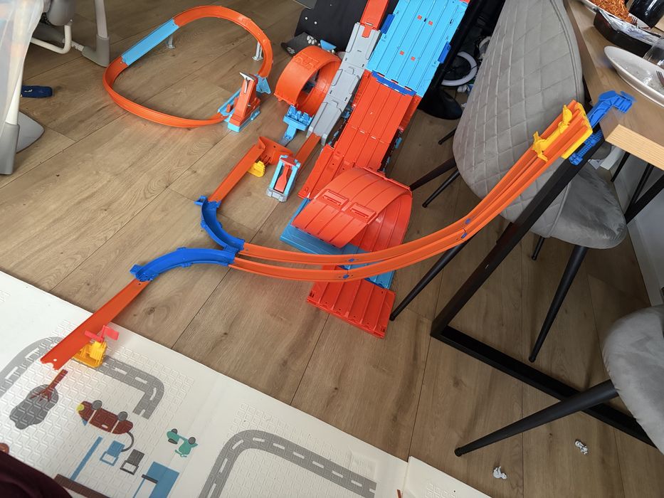 Zestaw torow Hot Wheels