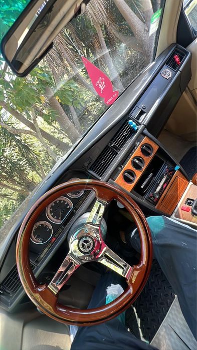 Mercedes benz 190d 2.0