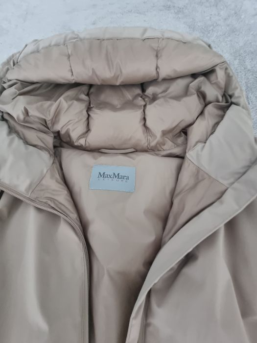 Продаю пуховик парка  Max Mara