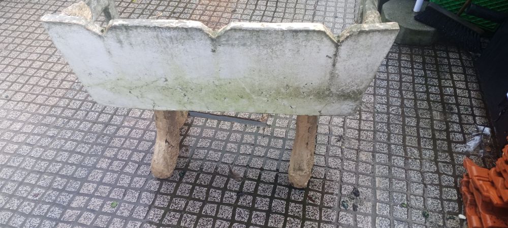 vendo. banco rustico