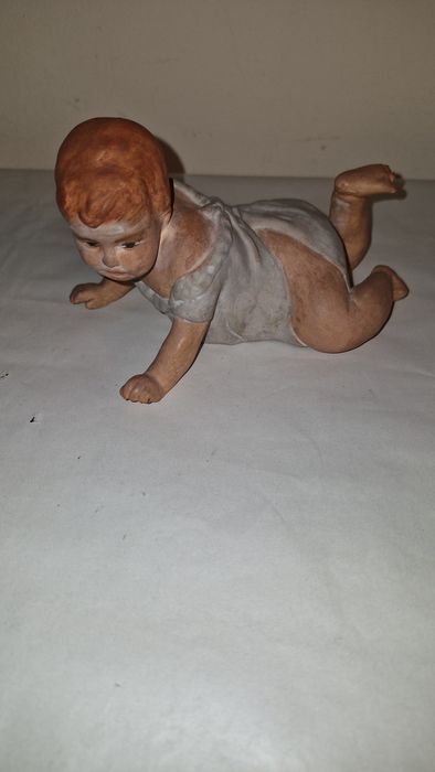 Bebé faiança das Caldas da Rainha- Aires Leal