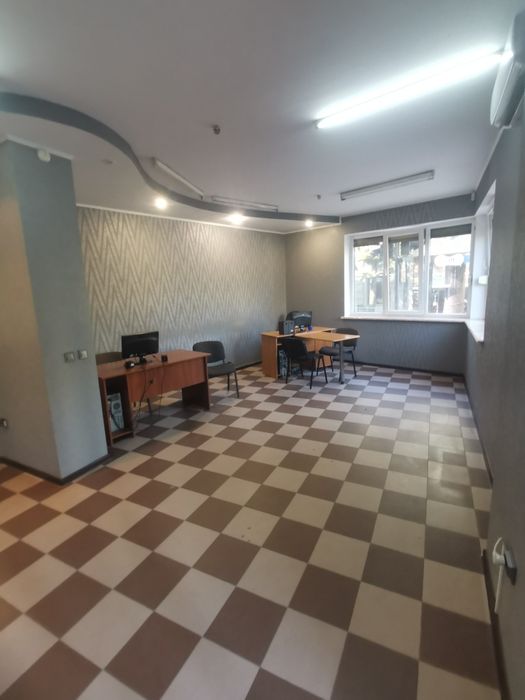 Здається приміщення по вул. Василіянок