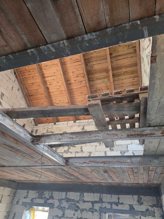 Стоянка Домоволодіння