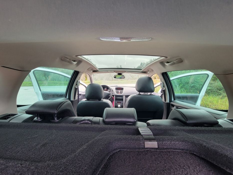 Peugeot 207 SW 1.6Hdi Tecto Panorâmico