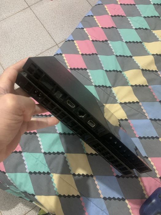 PS4 + comando original azul + fatura worten