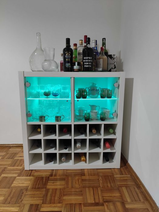 Garrafeira - estante