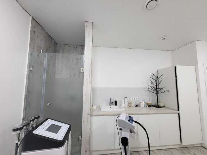 Приміщення центр під салон краси, клініку Н