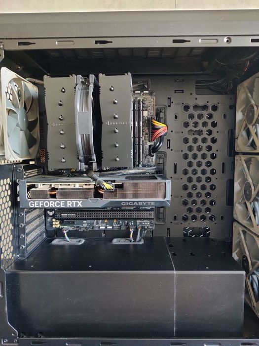 Потужний ПК для роботи та ігор (Ryzen 9 7950X3D / RTX 4070 / 128GB RAM