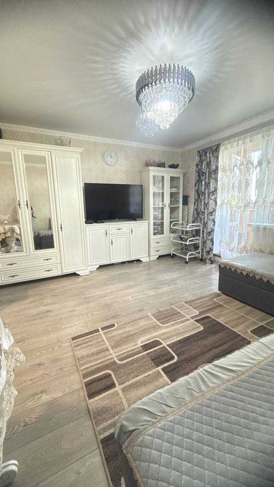 ПРОДАМ 3-кімнатну квартиру на Черемушках, вул. Івана Фунтового (Маршала Бабаджаняна)