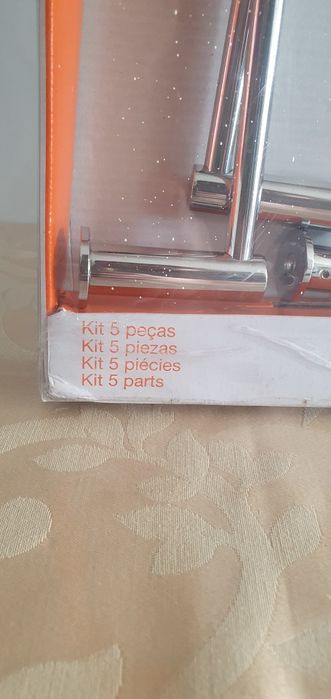 Conjunto toalheiros Osmar