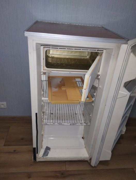 Продам холодильник в робочому стані