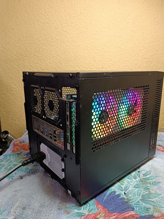 Ігровий комп'ютер робоча станція пк для навчання міні ПК sff Кубік I3-