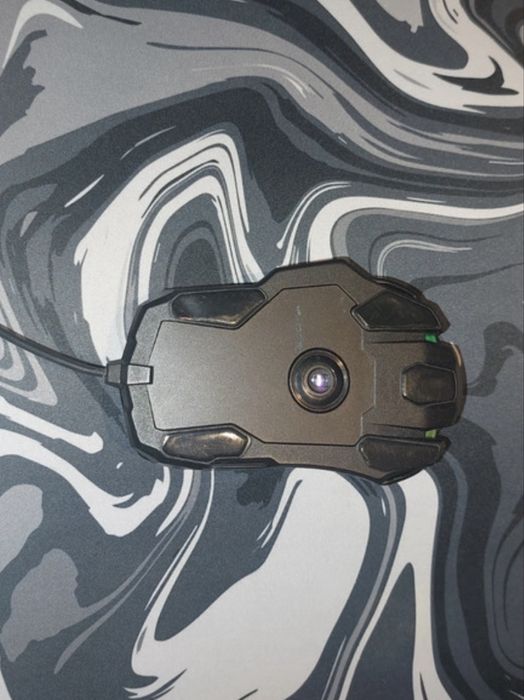 Rato Gaming Roccat Kone AIMO – Edição RGB