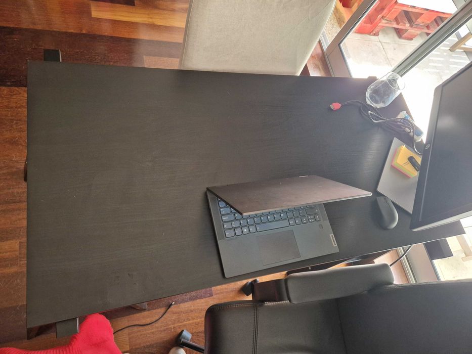 secretária ikea tampo e pernas/cavaletes