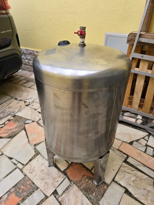 Vendo autoclave de 100lt em inox