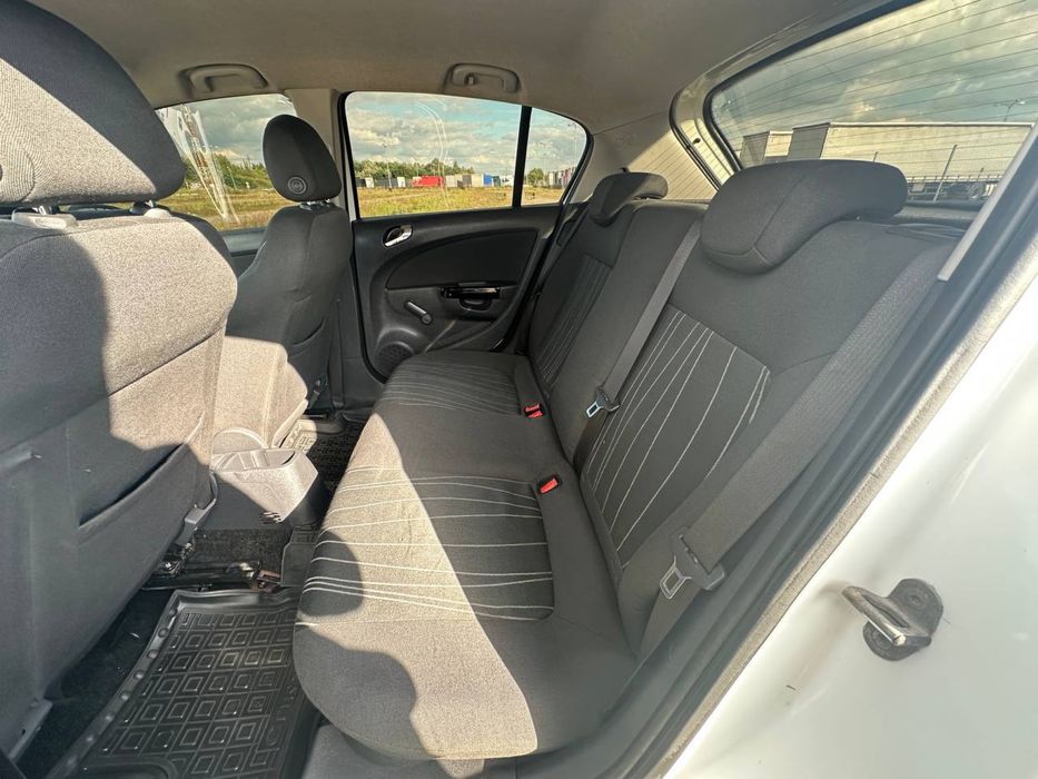 Opel Corsa D 1.4 бенз/газ 2010року