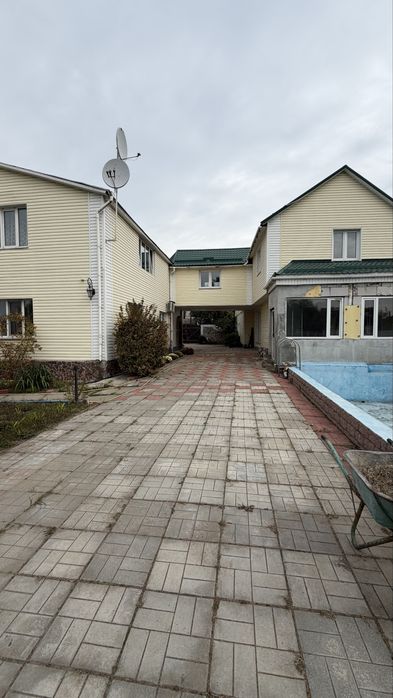 Продаж будинку с. Красилівка