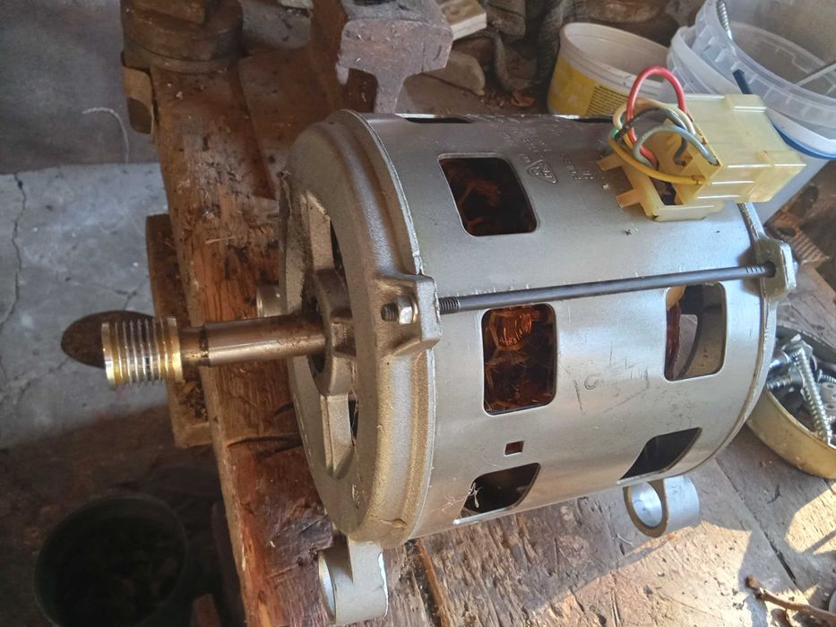 Двигун до пральної машинки BEKO WN 6004 NS