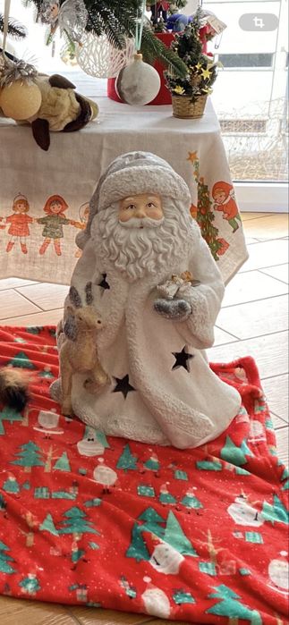 Продам елку , игрушки