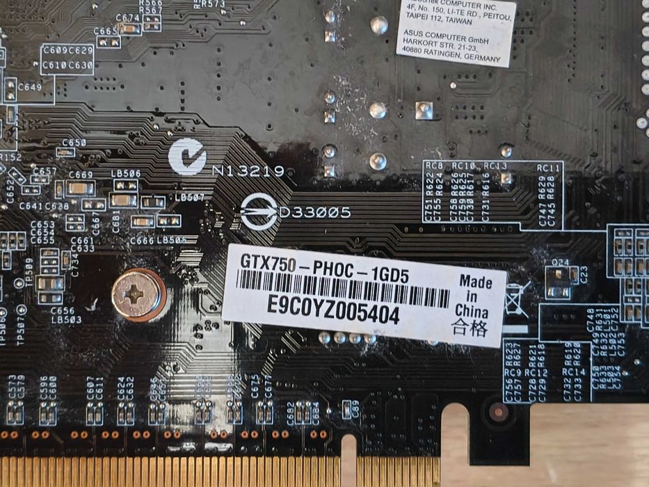 Відеокарта Asus GTX 750