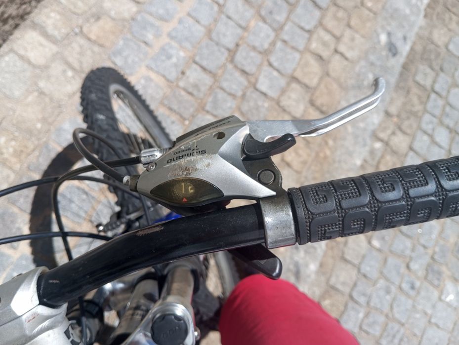 Duas bicicletas para venda