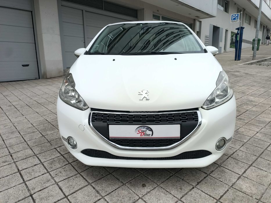PEUGEOT 208 1.4 hdi de 2012 nacional 170 mil quilometros