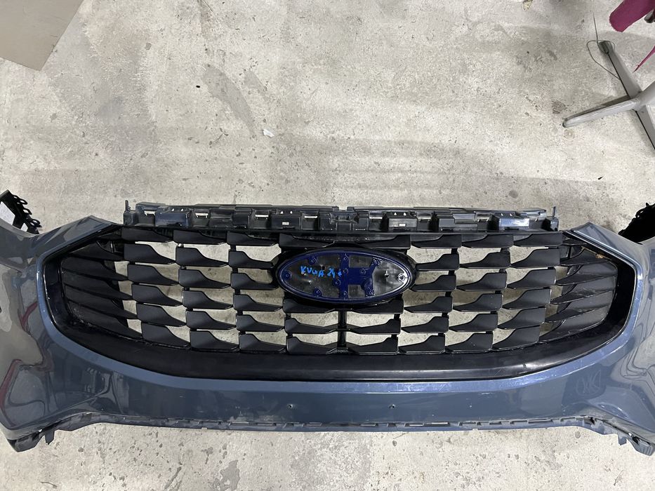 Бампер з решіткою та туманками Ford Escape MK4 / Kuga MK3 2023+