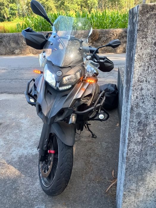 Benelli trk502 com abs