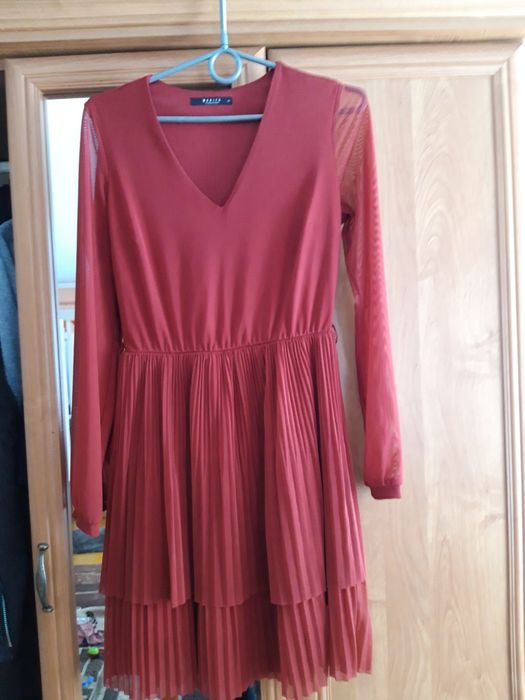 Czerwona sukienka