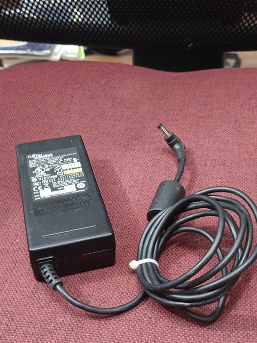 Oryginalny Zasilacz Fujitsu Siemens ADP-90SB AD 20V 4.5A