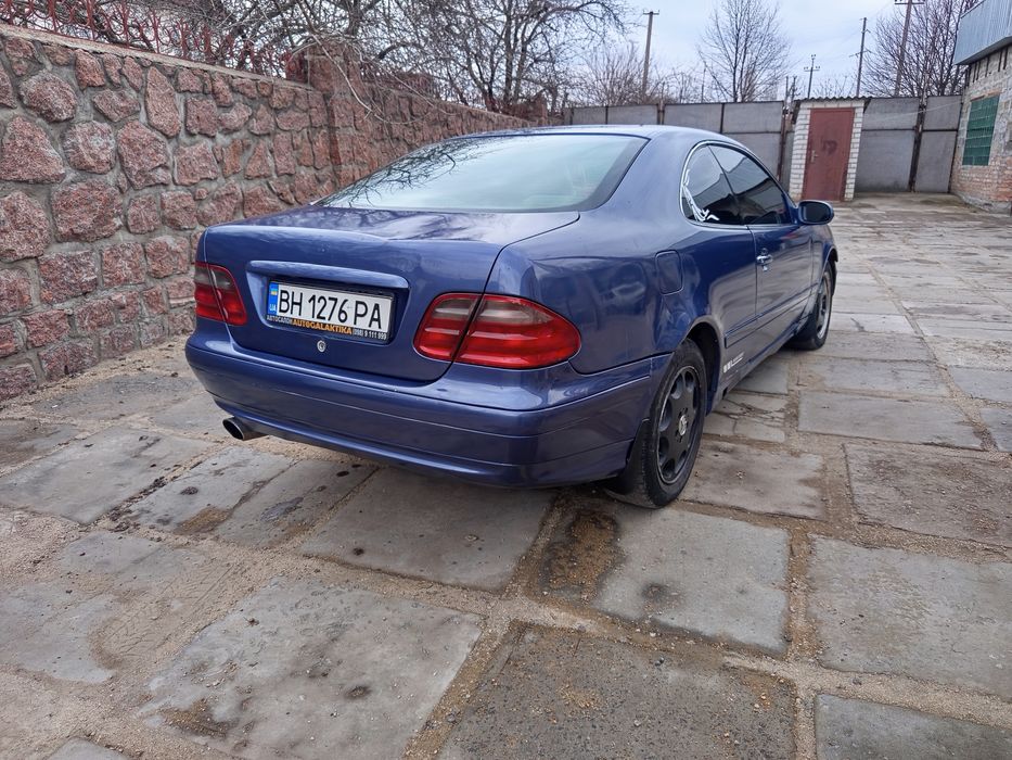 Мерседес CLK 200