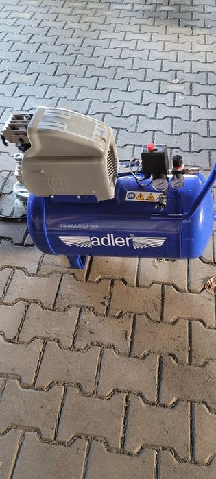 Sprężarka powietrza Adler (AD2400-50) plus akcesoria