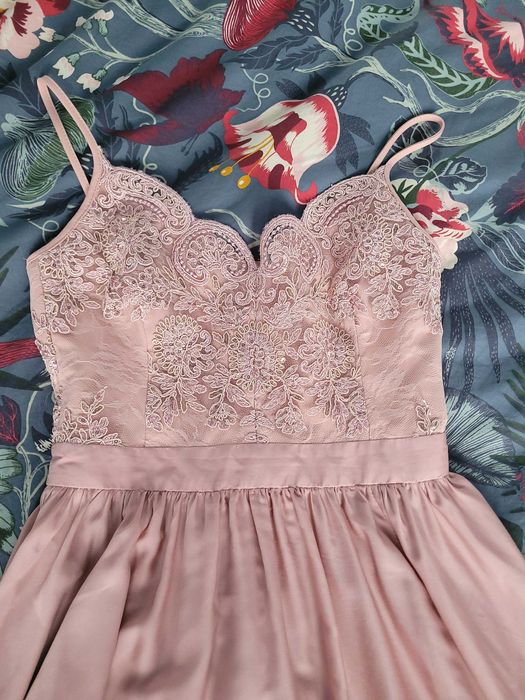 Sukienka elegancka, długa wieczorowa na studniówkę, wesele