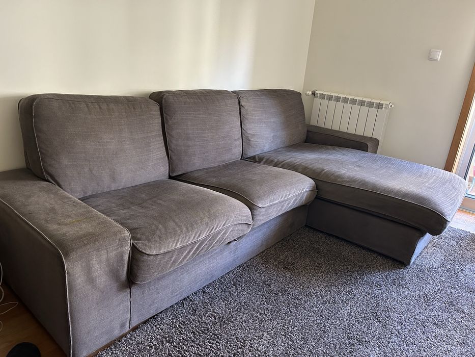 Sofá Kivik 4 lugares c/ chaise longue