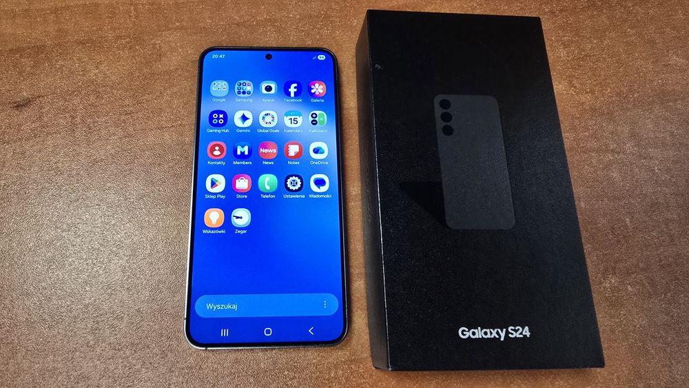 Samsung Galaxy S24 5G Dual Sim 128GB/8GB RAM czarny, stan bdb, gwarancja