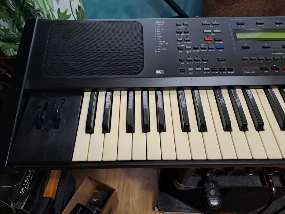 Keybooard by Ketron MS 60