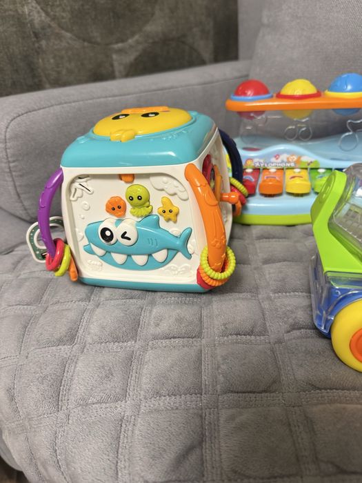 Дитячі іграшки в гарному стані!