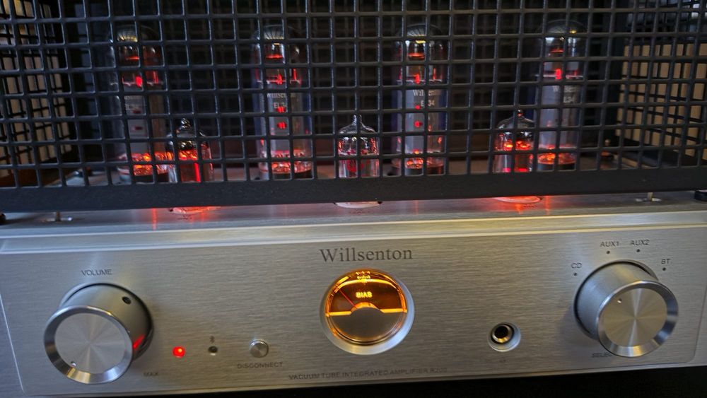 Wzmacniacz lampowy Willsenton R200