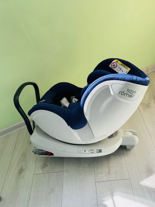 Автокресло Britax-Romer Dualfix с рождения и до 5 лет