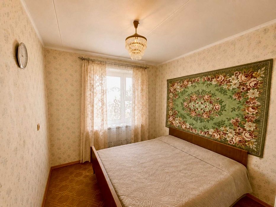 Продаж 3 кімнатна квартира (чешка) 5 Зарічний поруч Бродвей
