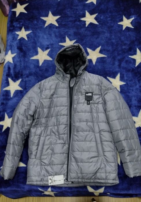 Демисезонная мужская куртка. НОВАЯ