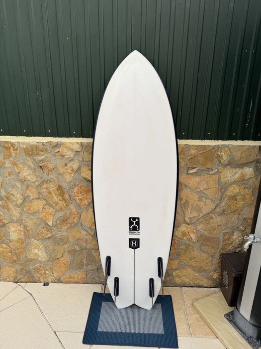 Prancha Firewire Seaside 5’7 - 33.6L + quilhas Rob Machado