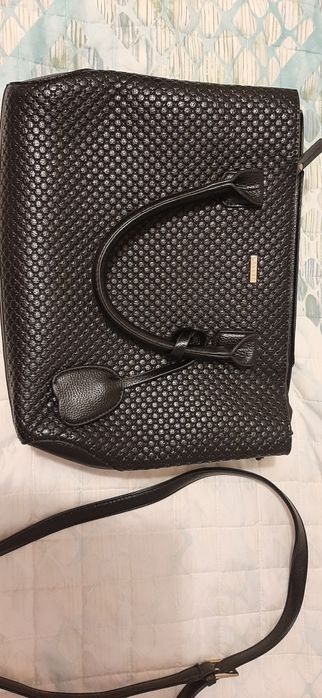 Czarna torebka Mohito