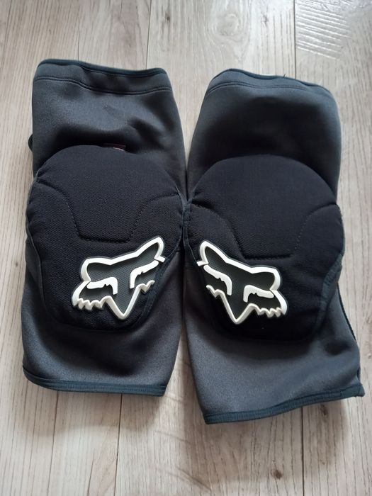 Продам вело-мото наколенники Fox