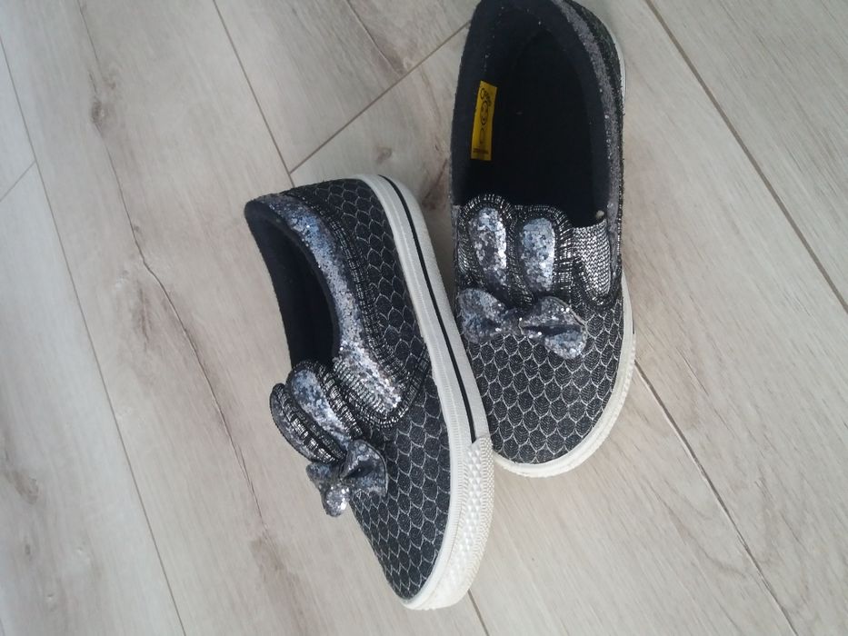 Super buciki brokatowe r.28