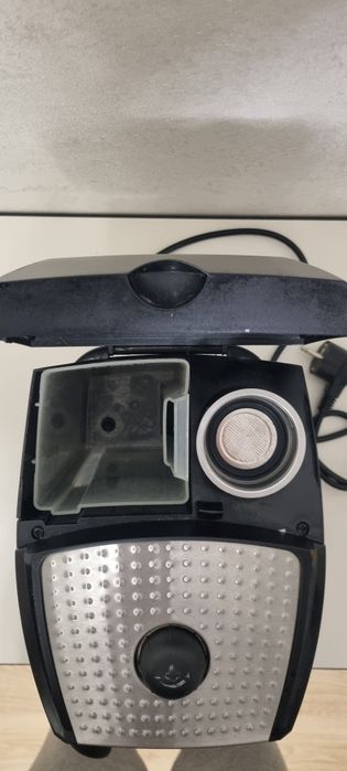 Продам кавоварку DeLonghi